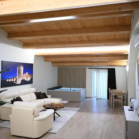 Affittacamere Dimora Aurora Luxury 4*